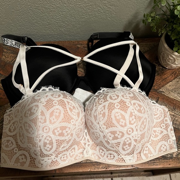 Victoria secret - Picture 1 of 6